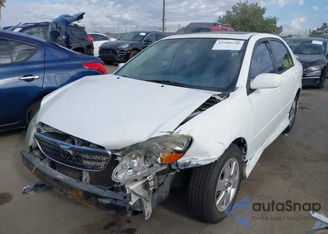 2007 Toyota Corolla S z USA, uszkodzony, nr VIN 1NXBR32EX7Z872385